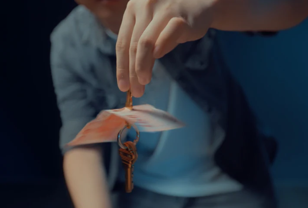 Calvin Liew & Hanson Chien – Quantum Key (English Subtitle)