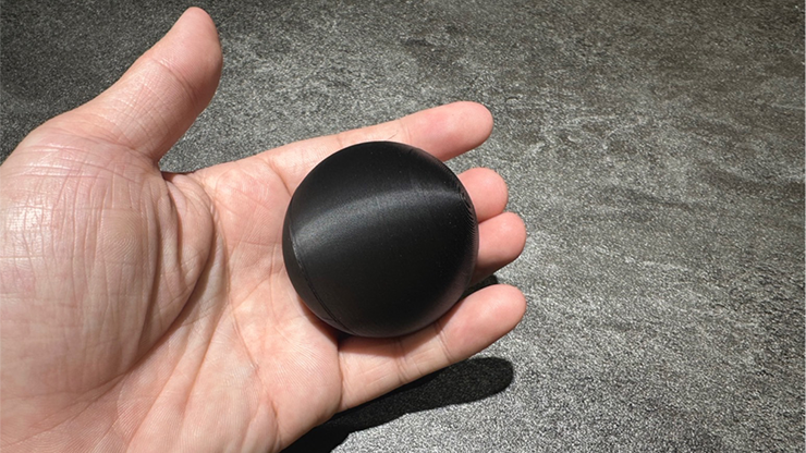 Hyper Silk Ball by Peng Min & Storm Creative