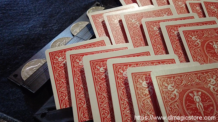 JPV Servant by Jean-Pierre Vallarino (Gimmick Not Included)