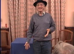 Sinfonia de Cartas Ascendentes by Juan Tamariz