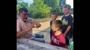 Rudy Tinoco – Vanishing Face Mask