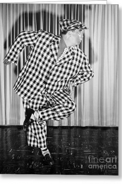 Tom Dobrowolski – Away We Go